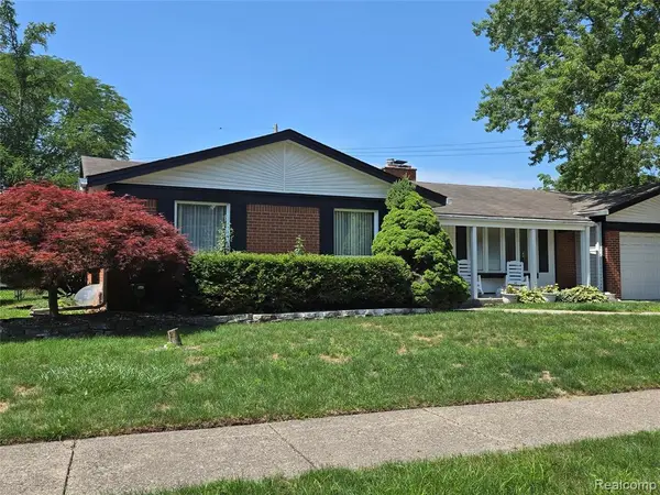 28627 Fargo, Livonia, MI 48152