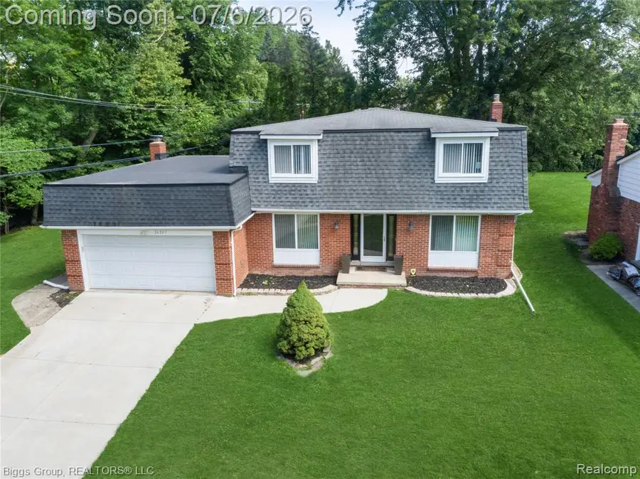 26207 Meadowbrook, Lathrup Village, MI 48076 - #3