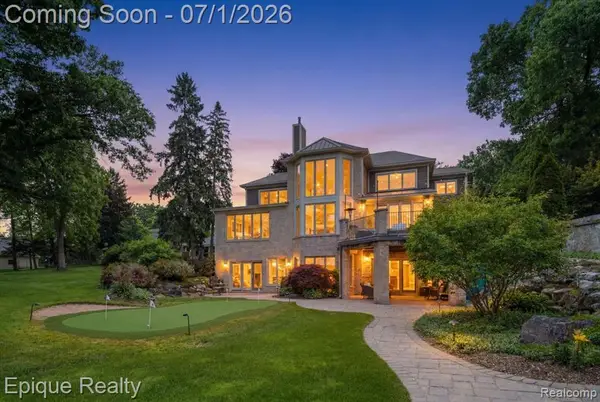4312 Sashabaw, Waterford, MI 48329