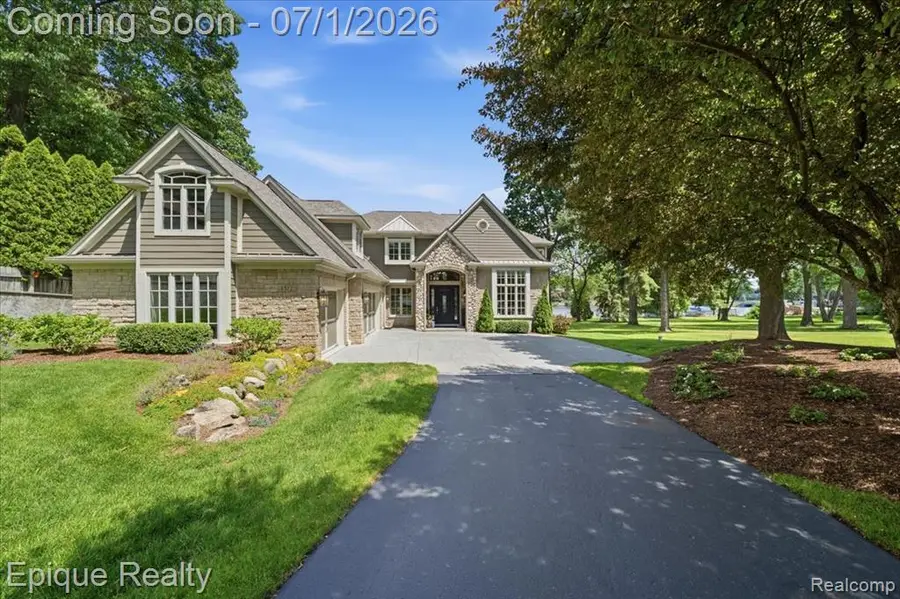 4312 Sashabaw, Waterford, MI 48329 - #2