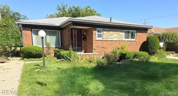 23040 Beverly, Oak Park, MI 48237