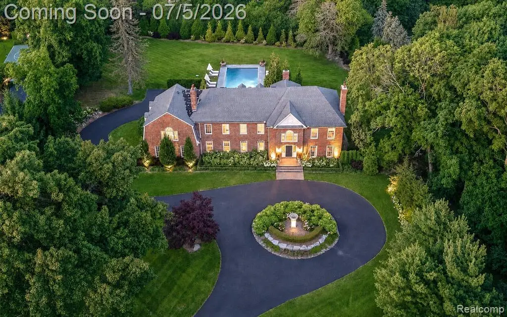 4885 N Harsdale, Bloomfield Hills, MI 48302 - #1
