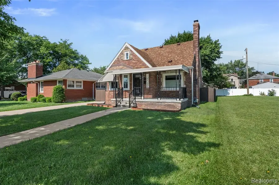 2100 21st, Wyandotte, MI 48192 - #3