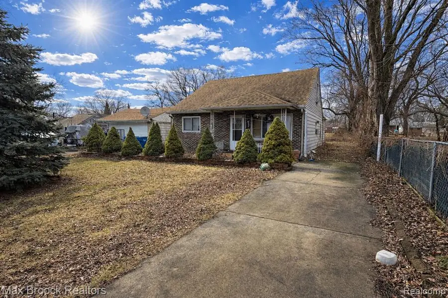 23340 Cunningham, Warren, MI 48091 - #2