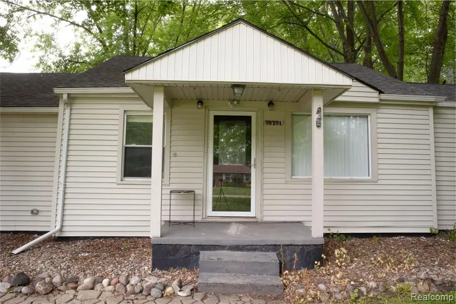 39751 Sylvia, Harrison Township, MI 48045 - #3