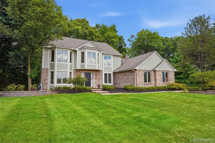 5336 Urbana, Brighton, MI 48116 - #2