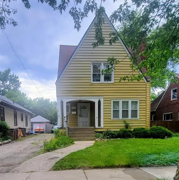 51 Dakota, Pontiac, MI 48341