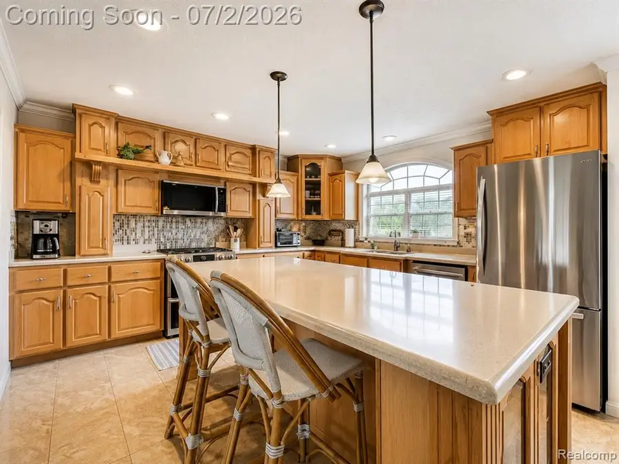 29703 Vinewood Lane, Gibraltar, MI 48173 - #3