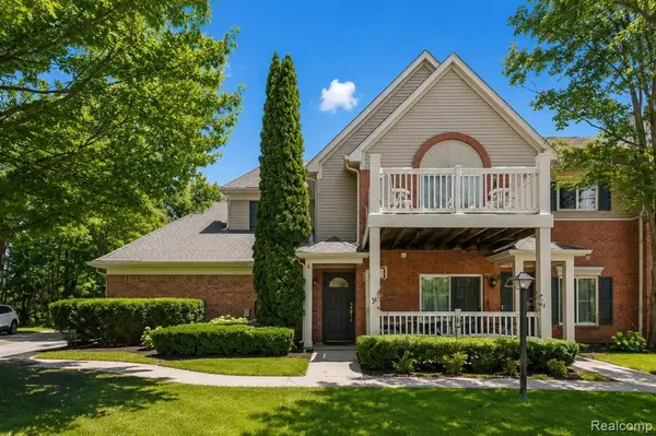 210 Marigold #7, Westland, MI 48185