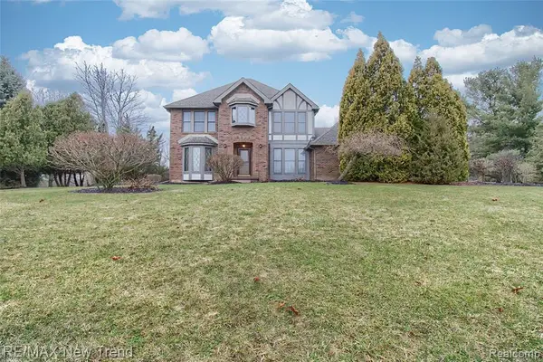 7252 Steeplechase, Saline, MI 48176