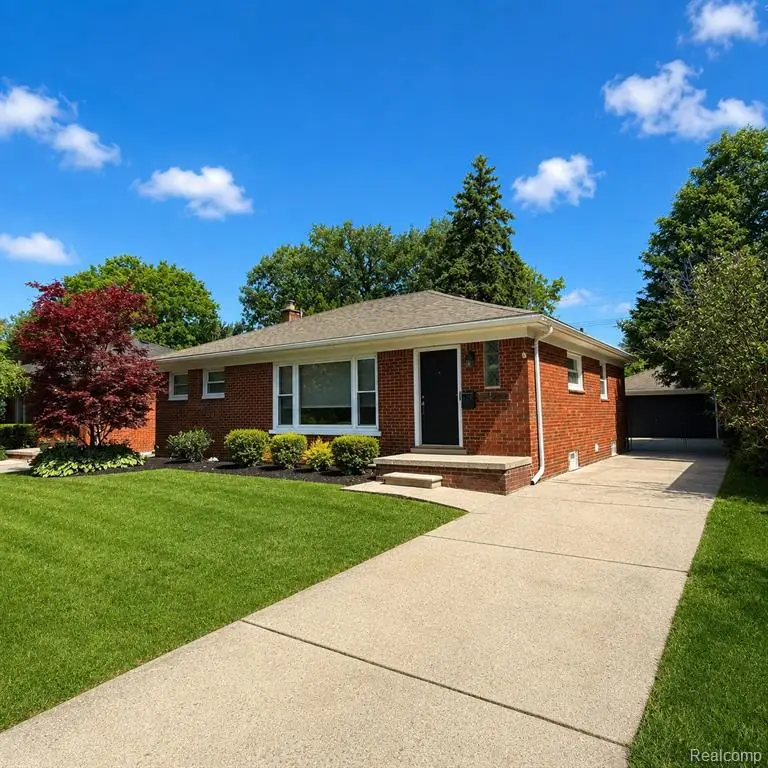 21931 Mauer, Saint Clair Shores, MI 48080 - #3