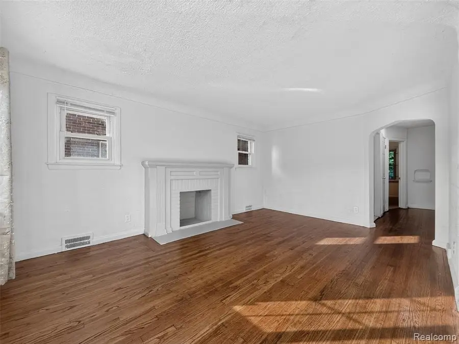 5566 Lakepointe, Detroit, MI 48224 - #3