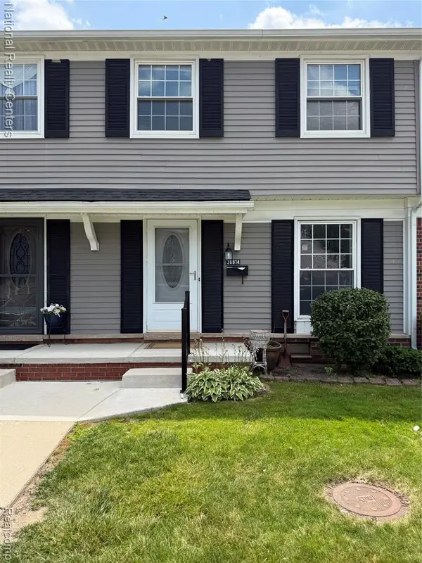 36814 Park Place #24, Sterling Heights, MI 48310
