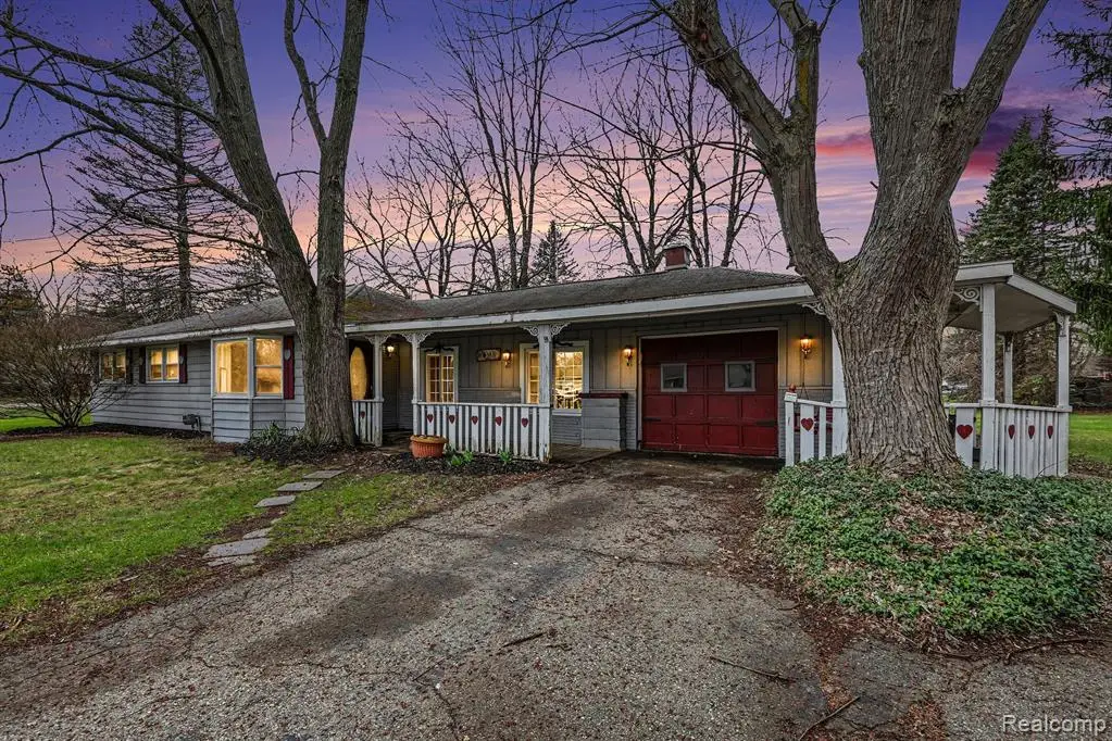 1260 Gilbert, Flint, MI 48532 - #1
