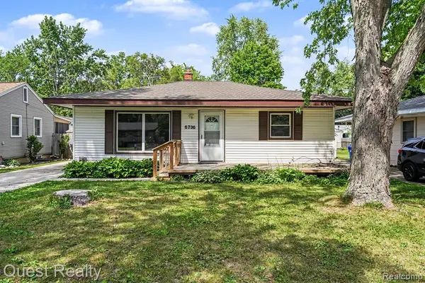 6736 Cloverton, Waterford, MI 48329