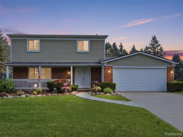 4040 Taggett Lake, Highland, MI 48357