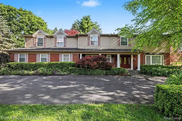 3794 Shellmarr, Bloomfield Hills, MI 48302