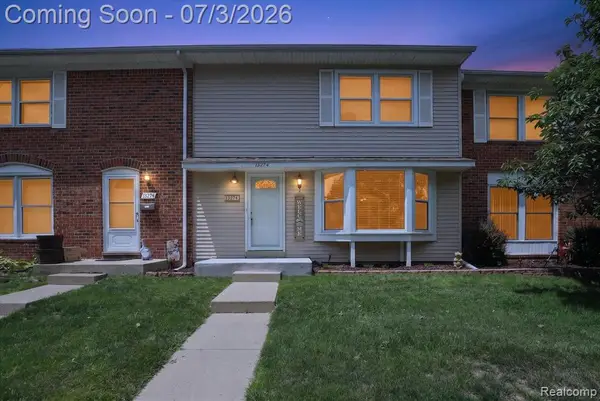 13274 Lake Point, Belleville, MI 48111