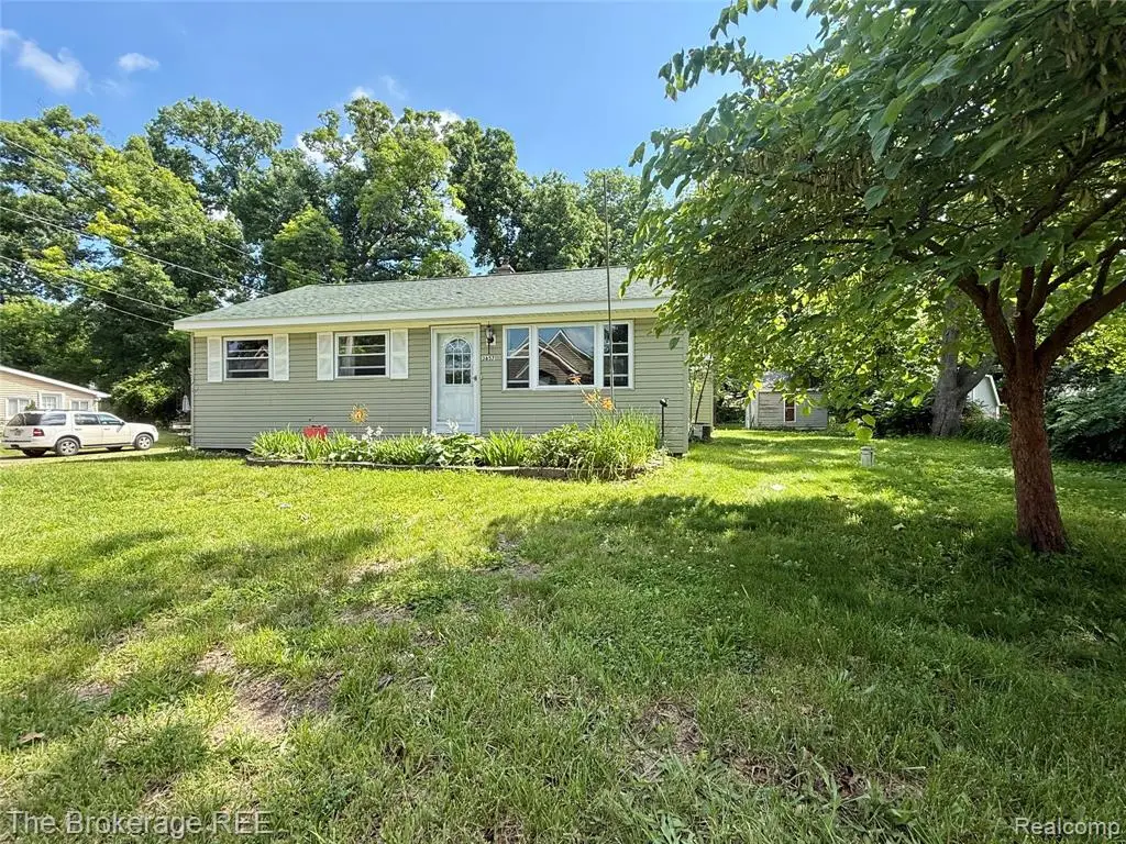3657 Jackson, White Lake, MI 48383 - #1