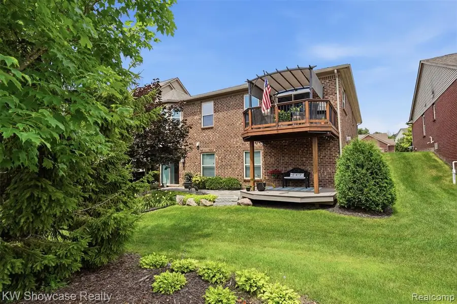 2265 Brigantine, Commerce Township, MI 48382 - #2