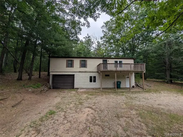 3817 S Townline, Houghton Lake, MI 48651