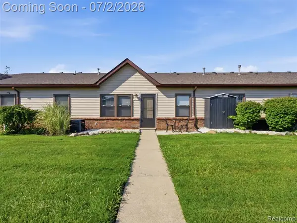 23648 Cottrell, Clinton Township, MI 48035