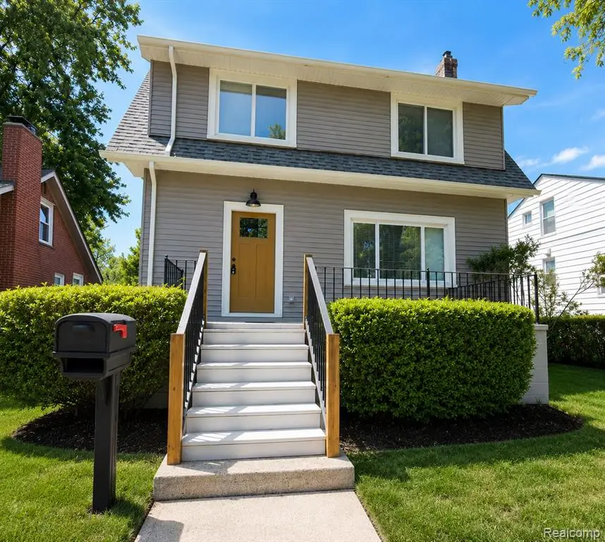 214 E Hazelhurst, Ferndale, MI 48220 - #1