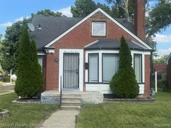 18312 Harlow, Detroit, MI 48235