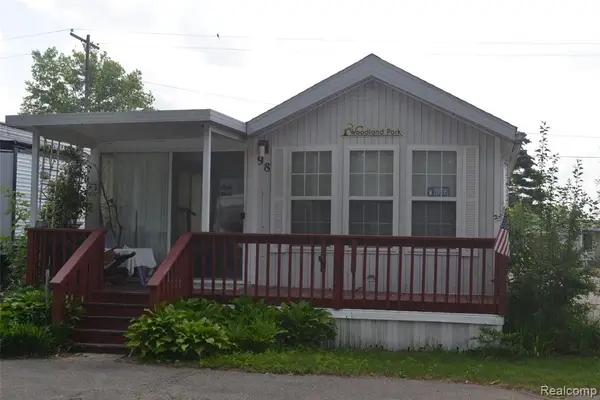 1140 S Ortonville Rd Unit 98, Ortonville, MI 48462