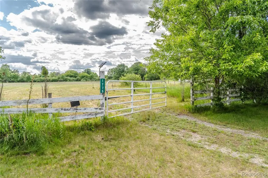 1775 Farnsworth, Lapeer, MI 48446 - #3