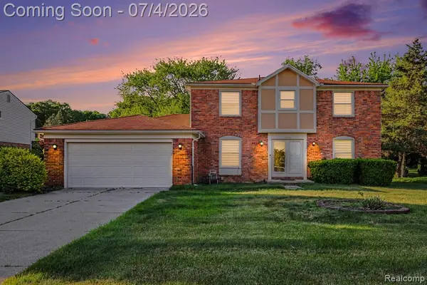 28945 Nottoway, Farmington Hills, MI 48331