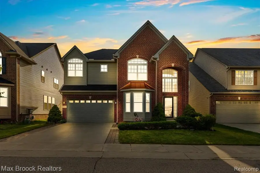 27023 Ladbroke, Novi, MI 48374 - #2