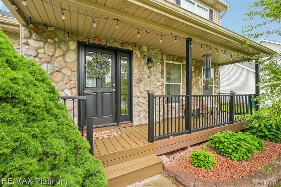 2353 Chestnut, Howell, MI 48855 - #2