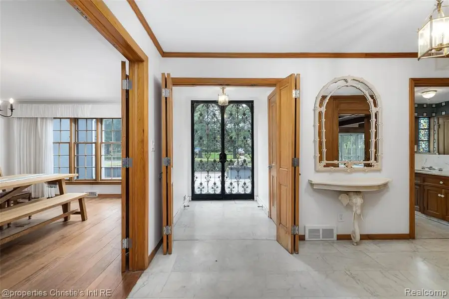 1925 Wellesley, Detroit, MI 48203 - #2