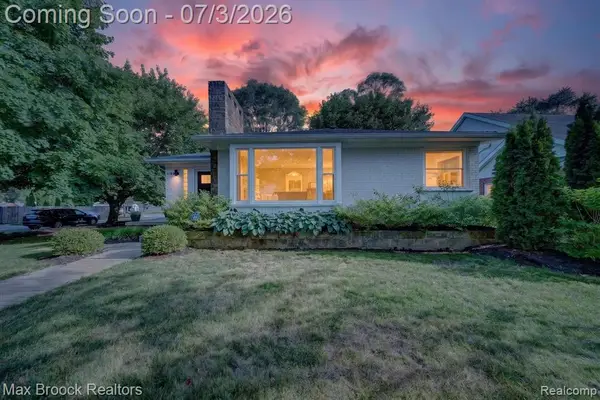 1124 E Windemere, Royal Oak, MI 48073