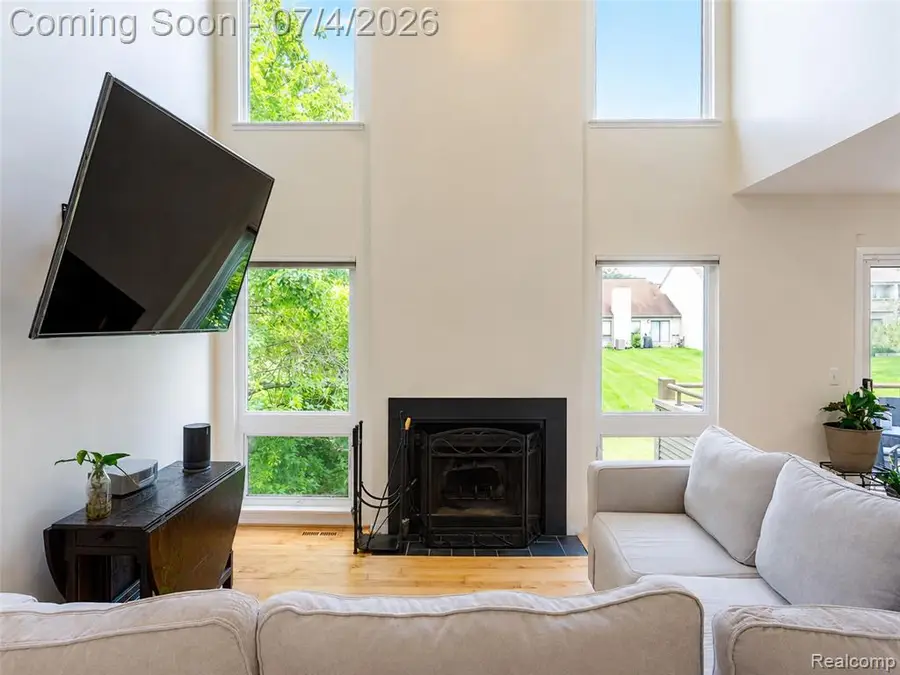754 Ashley, Rochester Hills, MI 48307 - #3