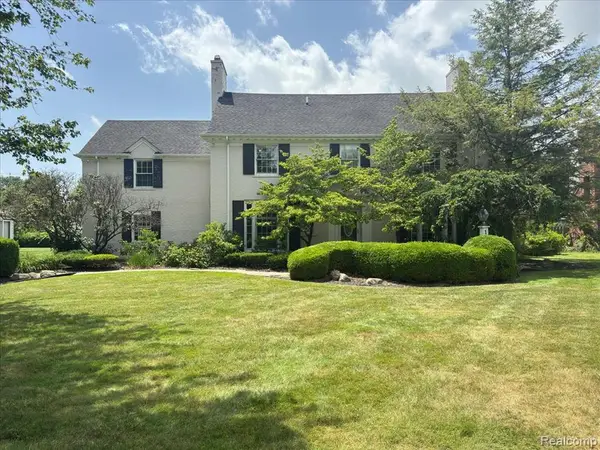 1051 Devonshire, Grosse Pointe, MI 48230