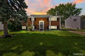 2268 Serra, Sterling Heights, MI 48310
