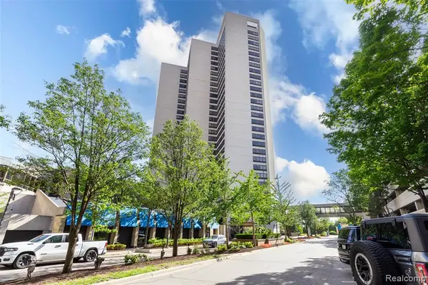 300 W Jefferson #26, Detroit, MI 