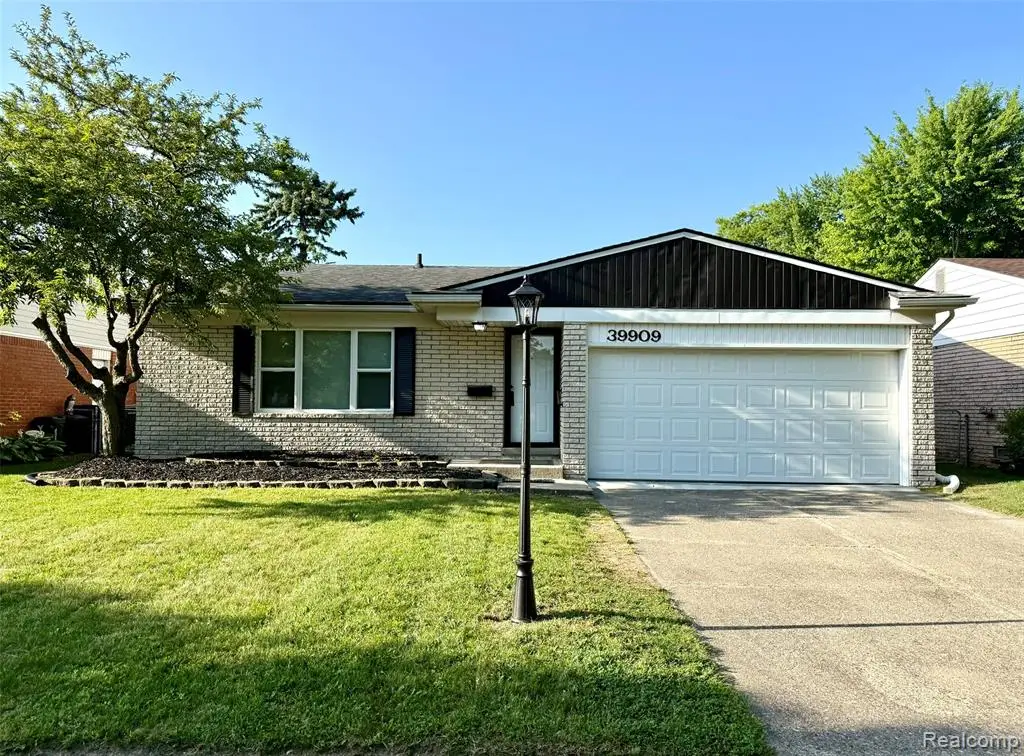 39909 Lynn, Canton, MI 48187 - #1