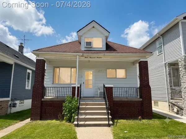 12019 Sobieski, Hamtramck, MI 48212