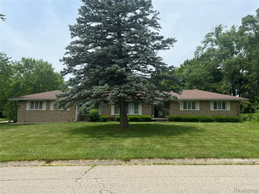 1361 Dyemeadow, Flint, MI 48532 - #1