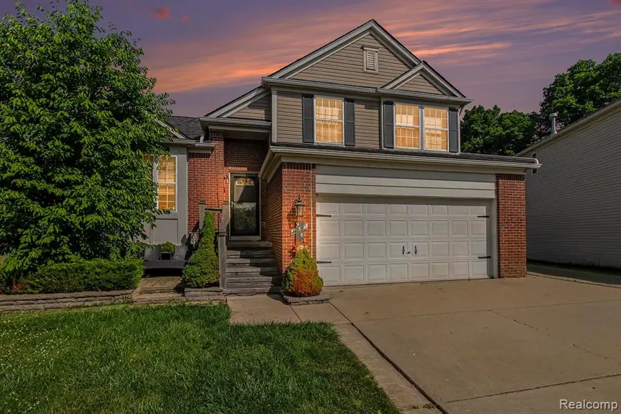 956 Callaway, Howell, MI 48843 - #2