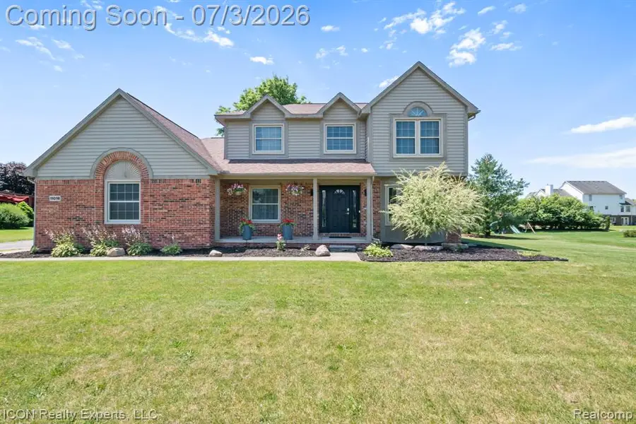 11016 Pembrooke, South Lyon, MI 48178 - #2
