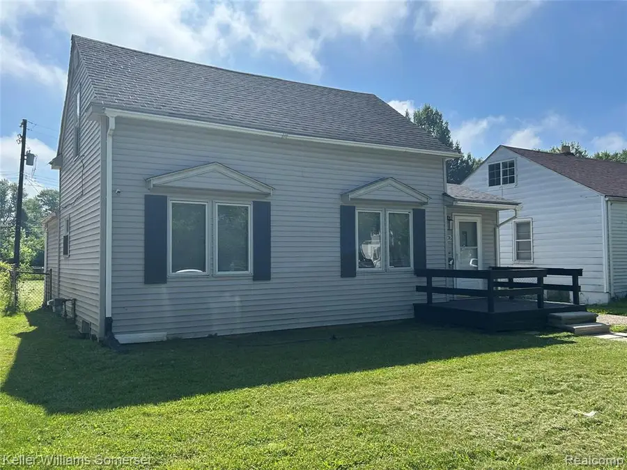 23076 Melrose, Eastpointe, MI 48021 - #2