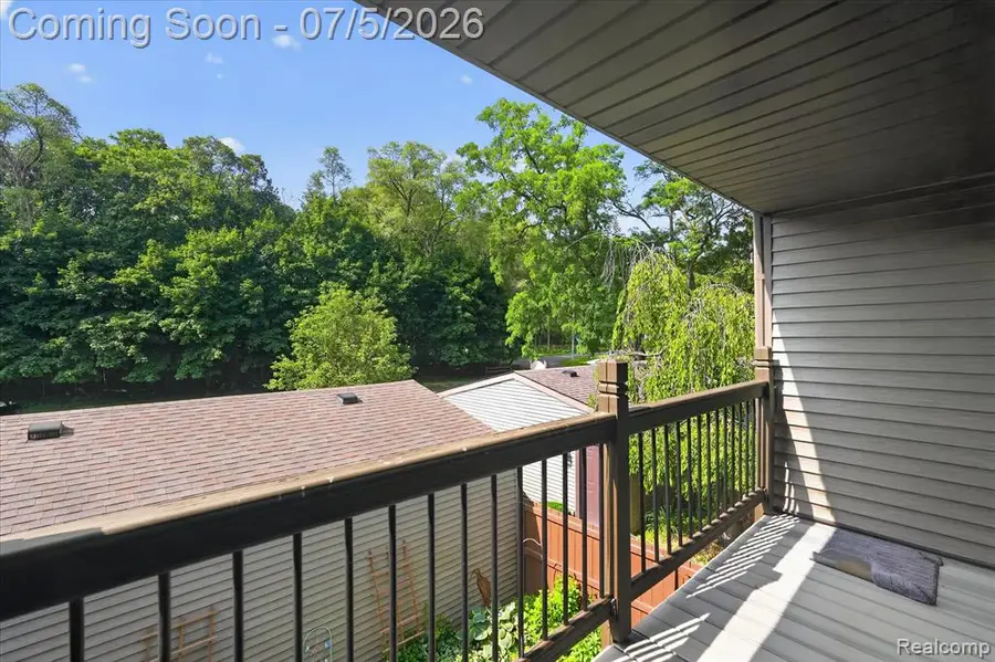 524 W Rockwell, Fenton, MI 48430 - #3