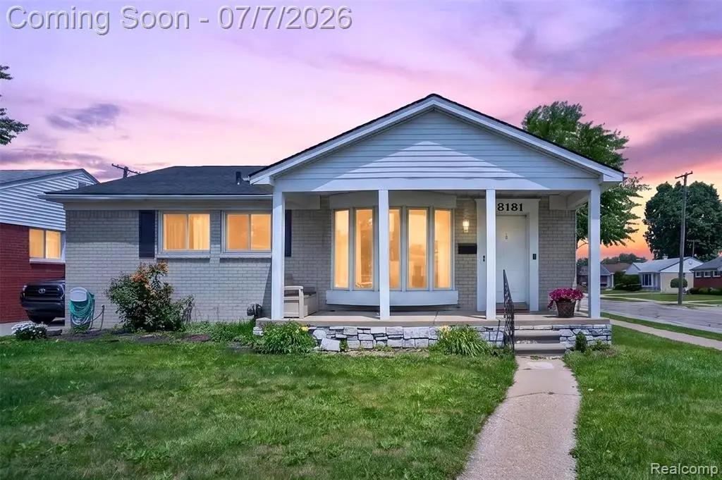 18181 Buckhannon, Roseville, MI 48066 - #1