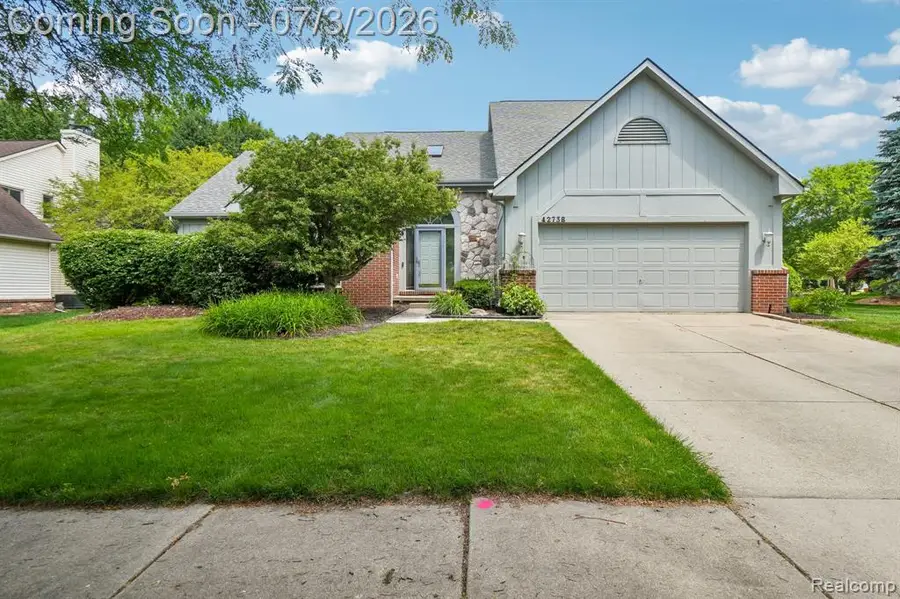 42738 Wimbleton, Novi, MI 48377 - #2