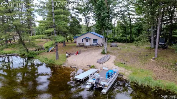 8272 Paradise, South Branch, MI 48761