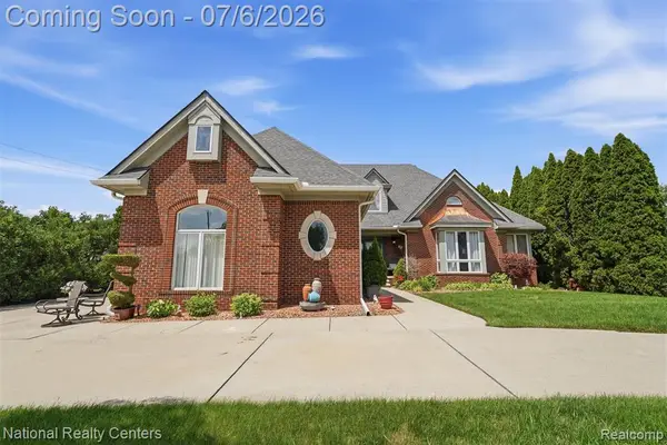 20175 Gill, Livonia, MI 48152